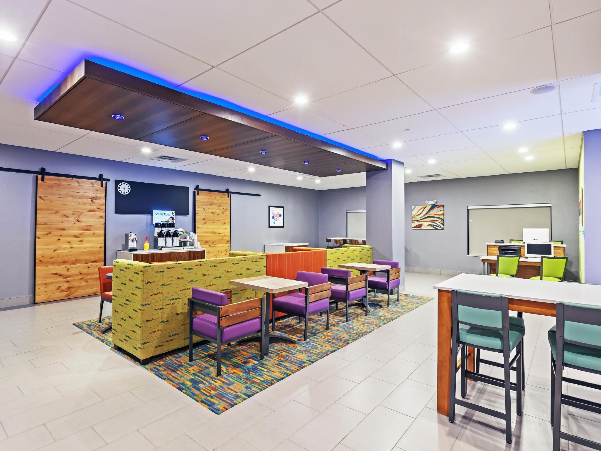 Holiday Inn Express & Suites Perryton By Ihg Lord Buitenkant foto